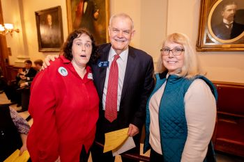  Madeline Petrone & Sen Lindsey Tippens