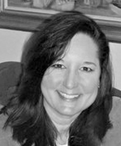 Photo of Lori Campbell